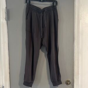 Splendid dark gray joggers women's size small‎